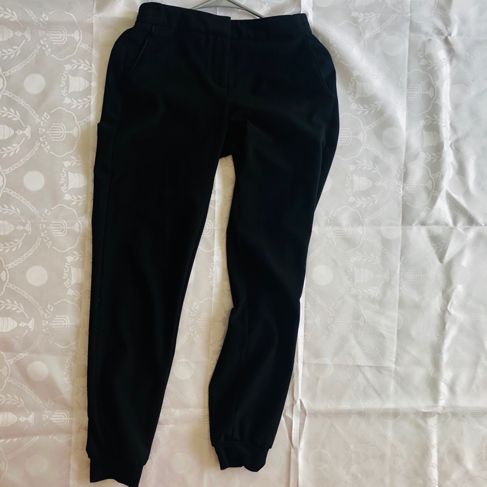 White House Black Market Taper Ankle Pant